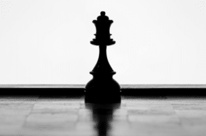 Déplacement de la reine aux échecs