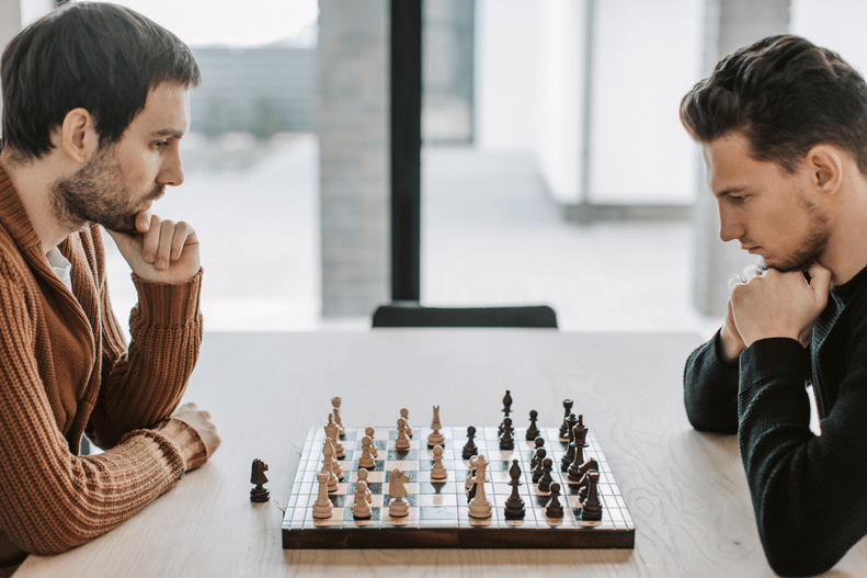 Jouer aux échecs avec un ami en ligne